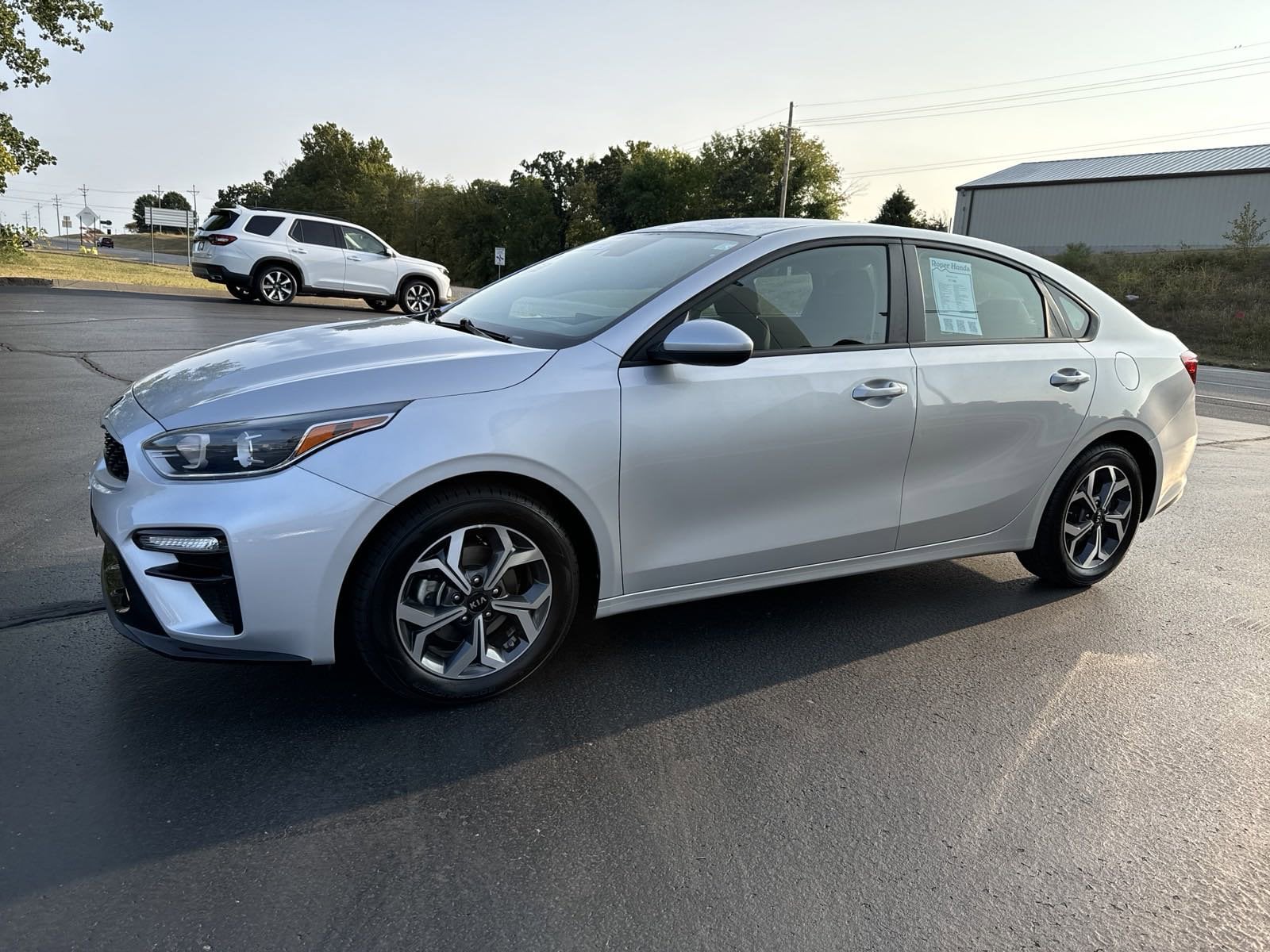 Used 2021 Kia Forte LXS with VIN 3KPF24AD4ME265093 for sale in Joplin, MO