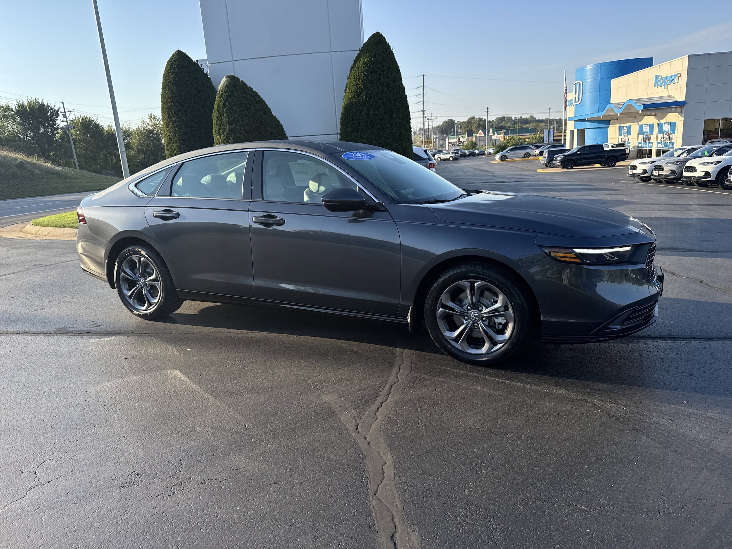 2025 Honda Accord Hybrid EX-L's photo