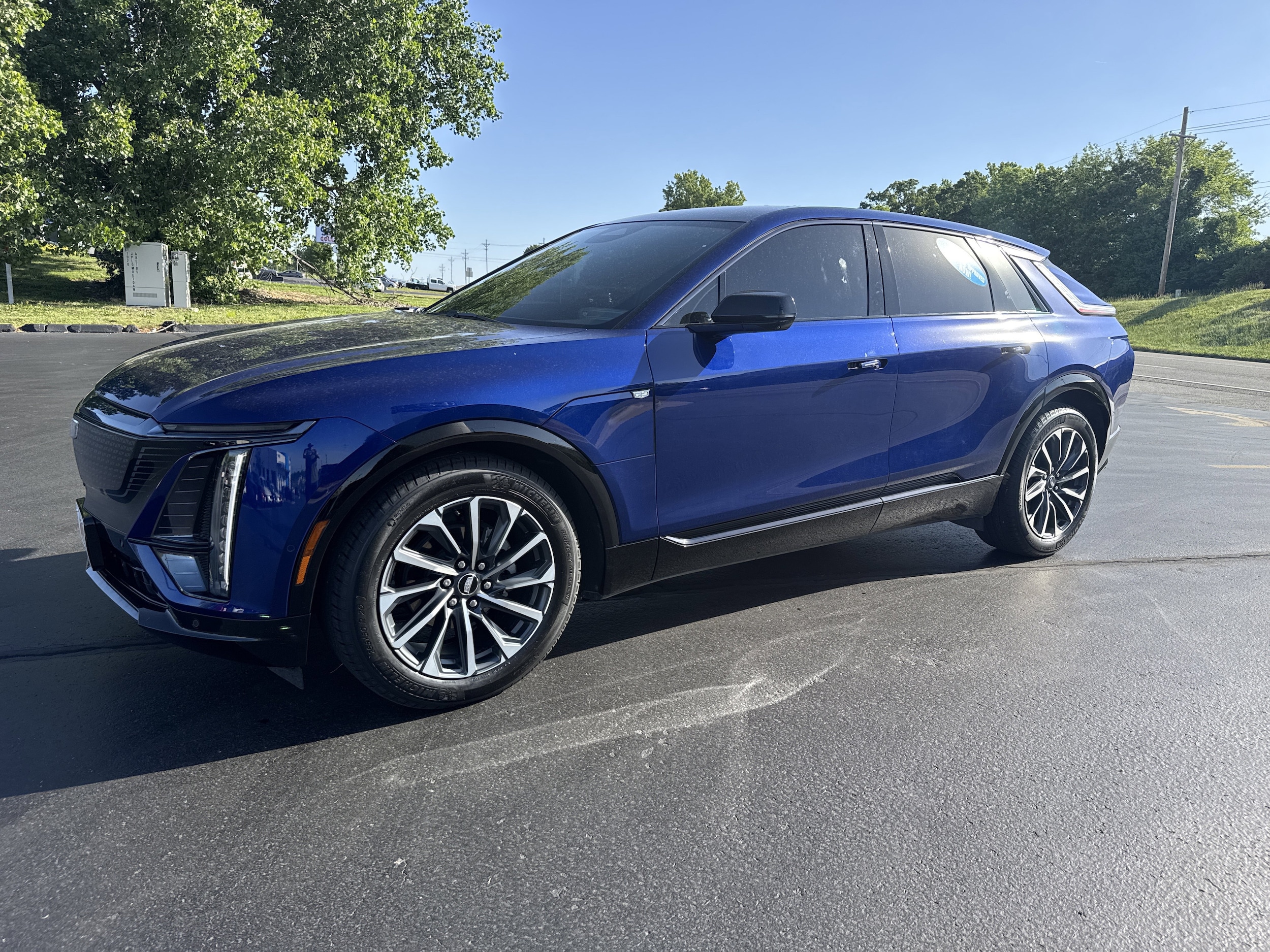 Used 2024 Cadillac LYRIQ Sport 1 with VIN 1GYKPTRK9RZ105844 for sale in Joplin, MO
