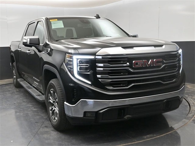 Used 2024 GMC Sierra 1500 SLT with VIN 1GTPHDED9RZ206436 for sale in Roswell, NM