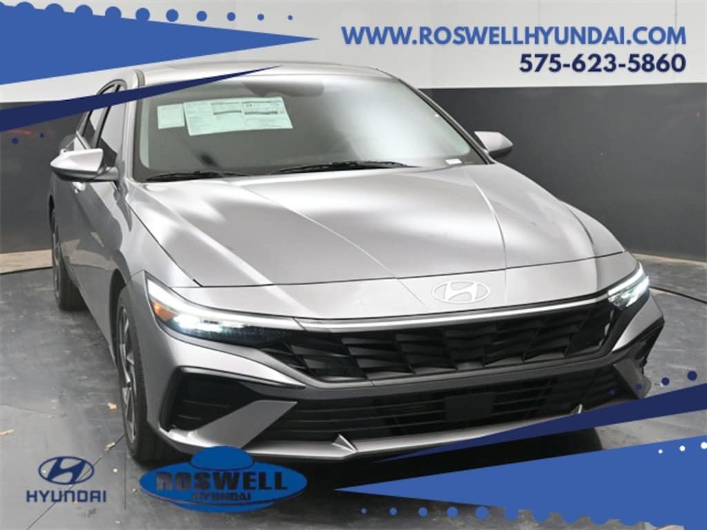 Used 2025 Hyundai Elantra SEL Convenience Sedan