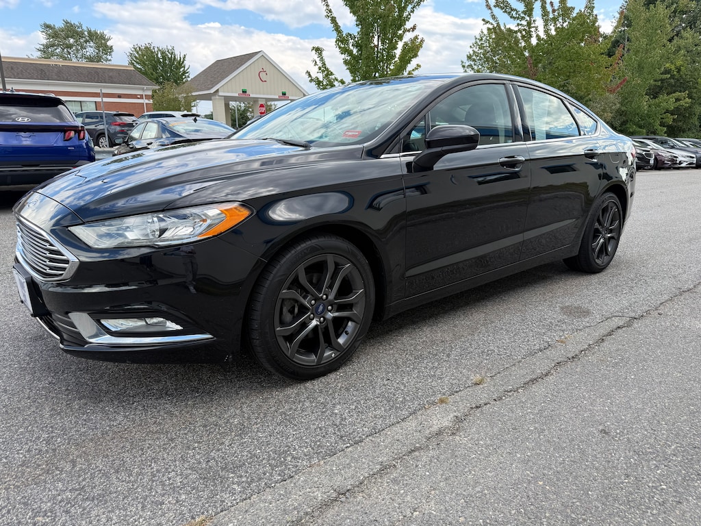 Used 2018 Ford Fusion SE Sedan