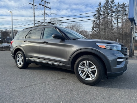 2023 Ford Explorer XLT SUV