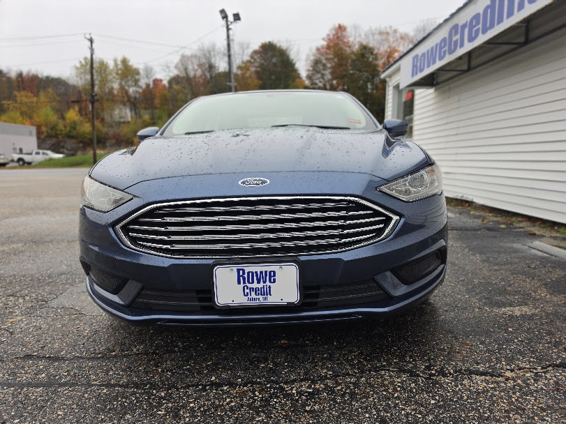 Used 2018 Ford Fusion SE Sedan
