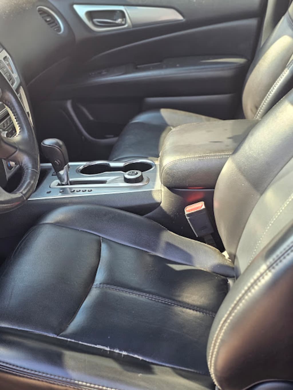Used 2017 Nissan Pathfinder SL SUV