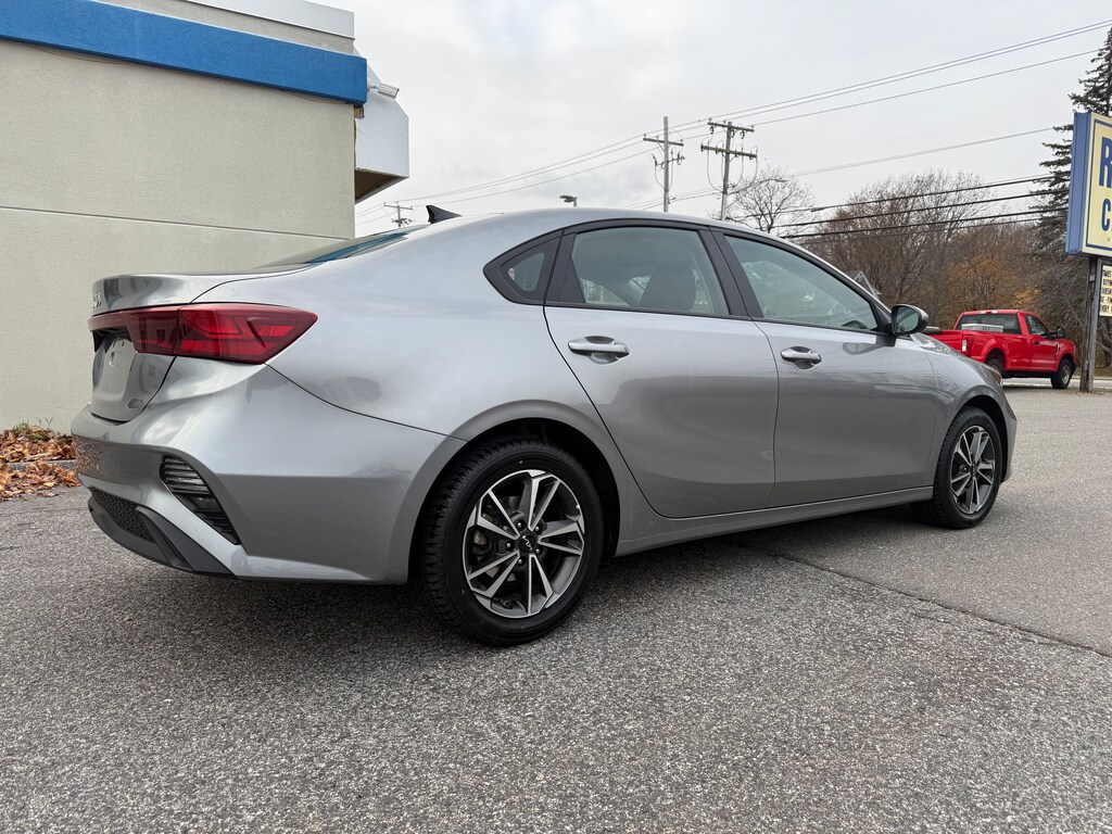 Used 2023 Kia Forte LX Sedan