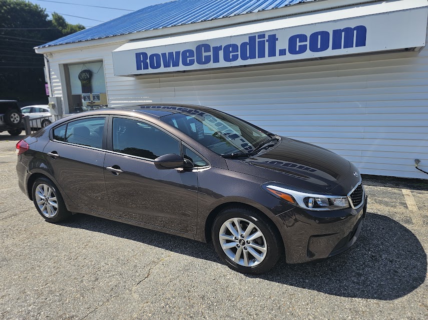 2017 Kia Forte LX AT's photo