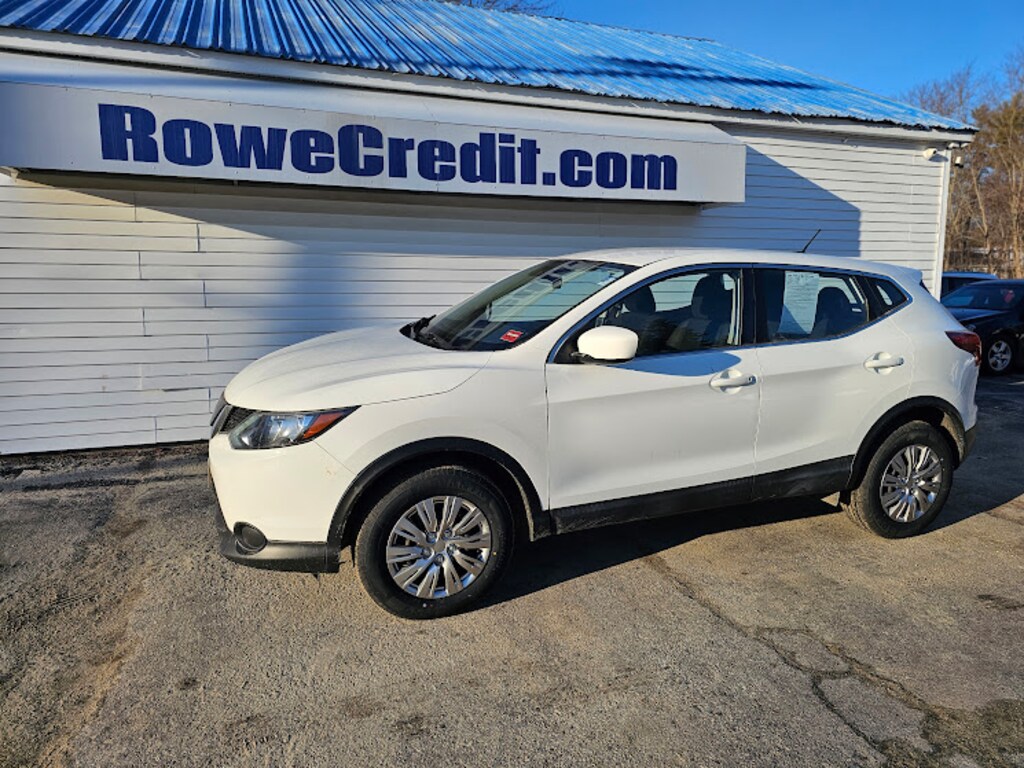 Used 2018 Nissan Rogue Sport S SUV