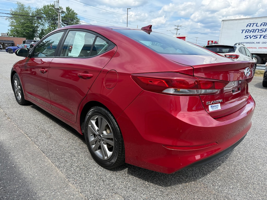 Used 2017 Hyundai Elantra SE Sedan