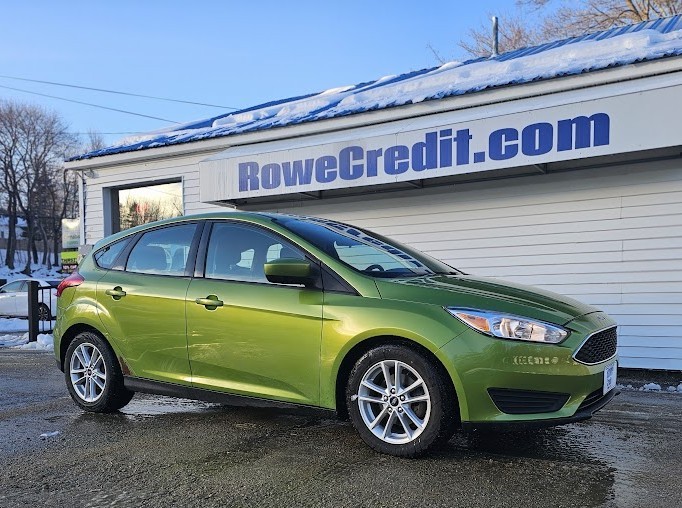 2018 Ford Focus SE's photo