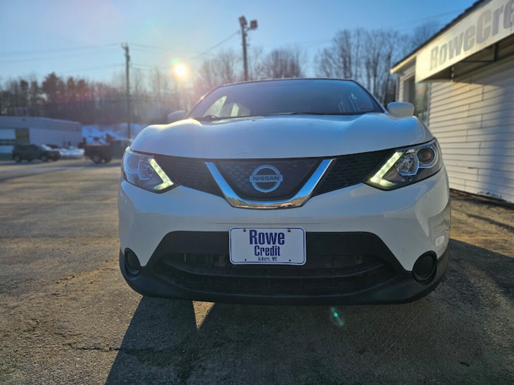 Used 2018 Nissan Rogue Sport S SUV