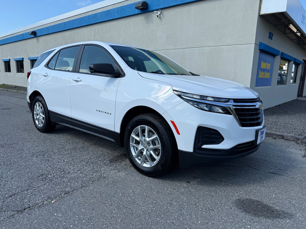 Used 2024 Chevrolet Equinox LS w/1LS SUV