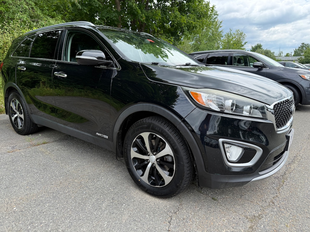 Used 2017 Kia Sorento 3.3L EX SUV
