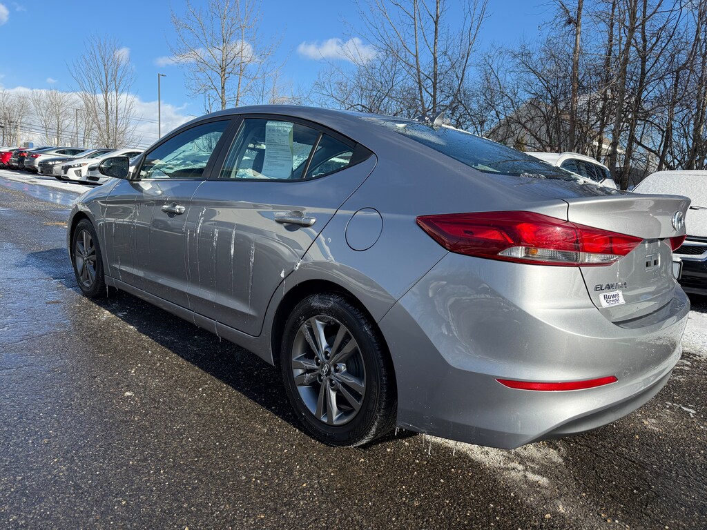 Used 2017 Hyundai Elantra SE Sedan