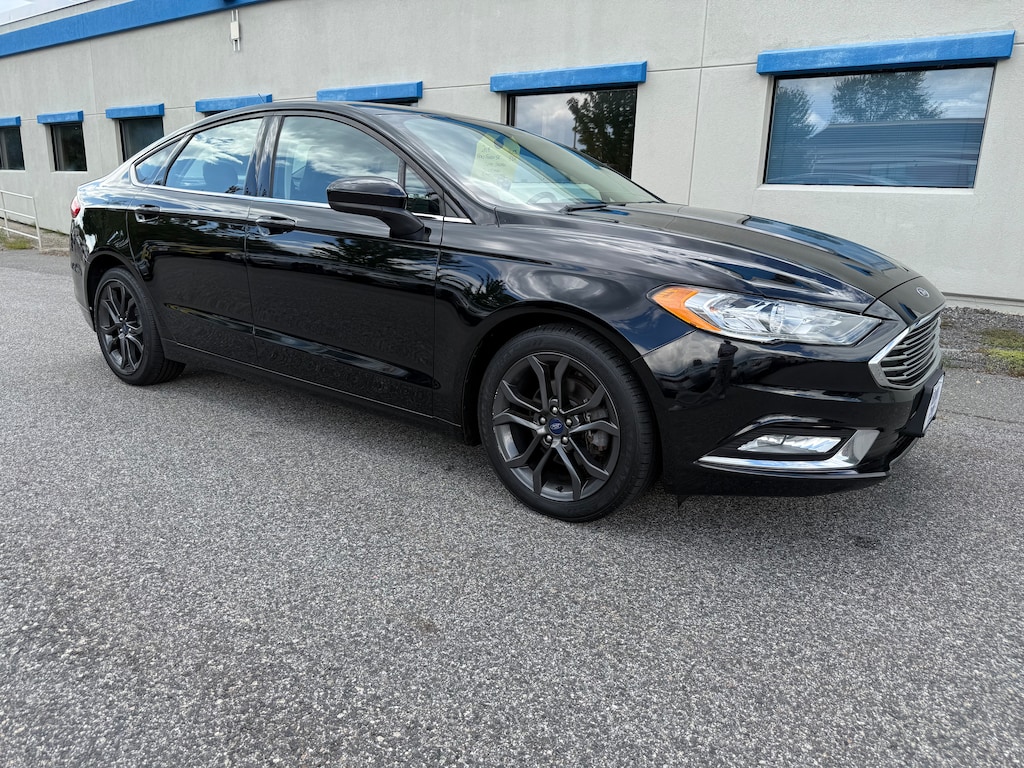 Used 2018 Ford Fusion SE Sedan
