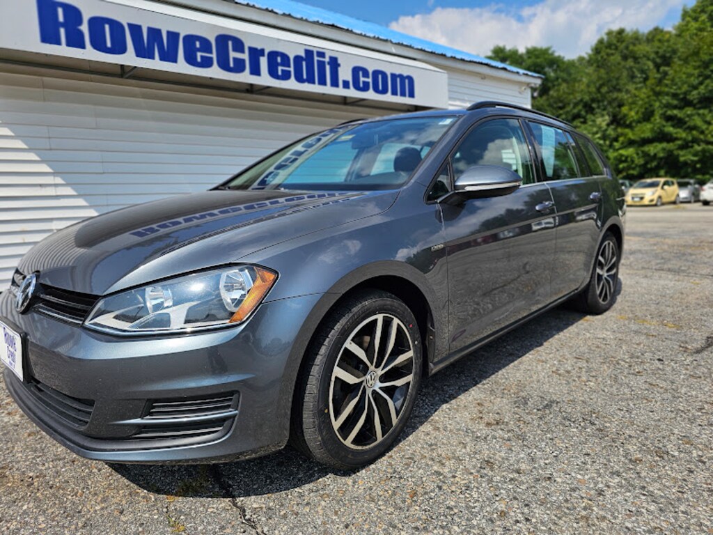 Used 2016 Volkswagen Golf SportWagen TSI SE 4-Door Automatic Wagon