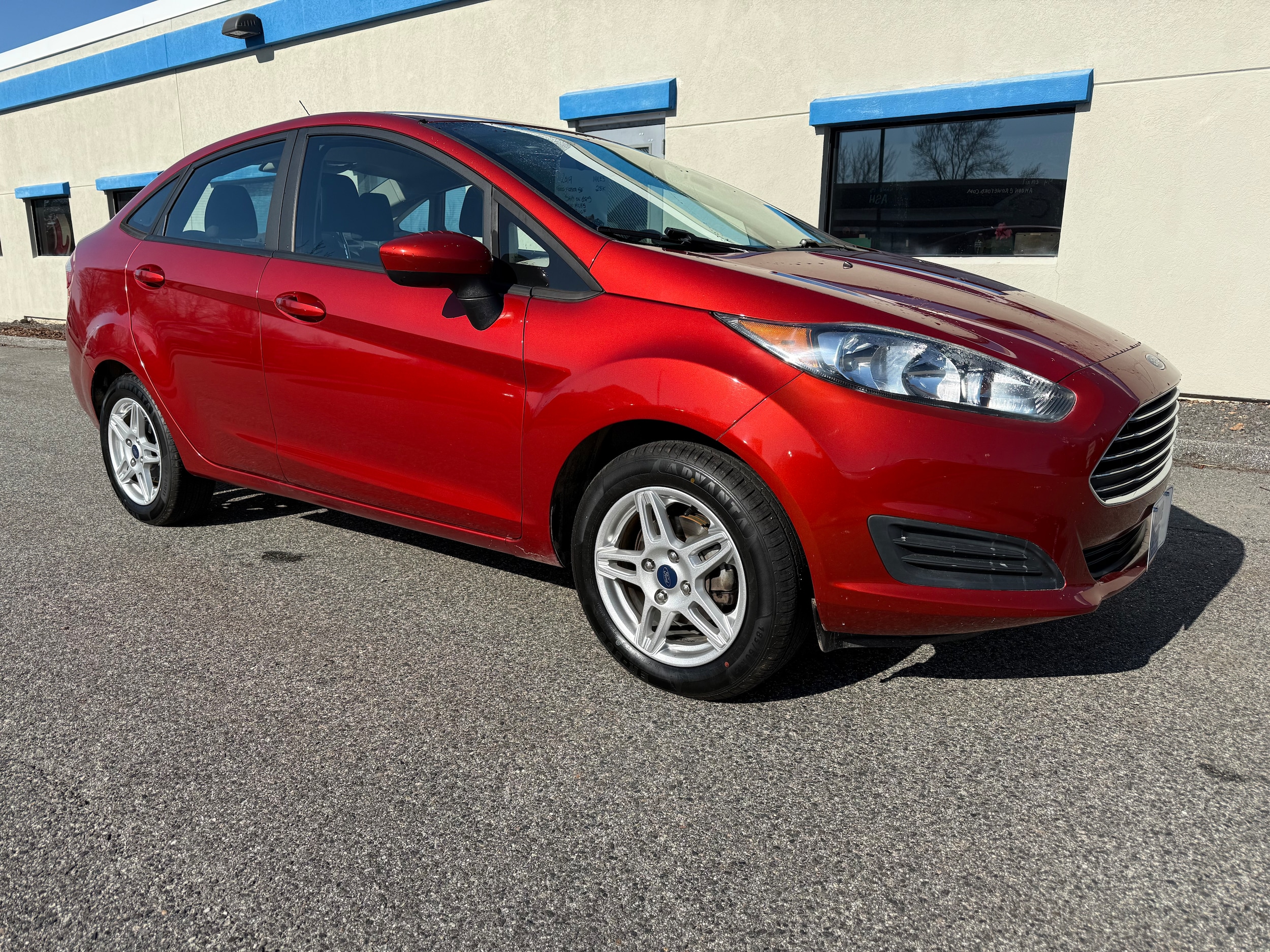 2019 Ford Fiesta SE Sedan's photo