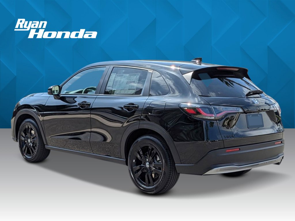 2026 Honda HR-V Sport photo 2