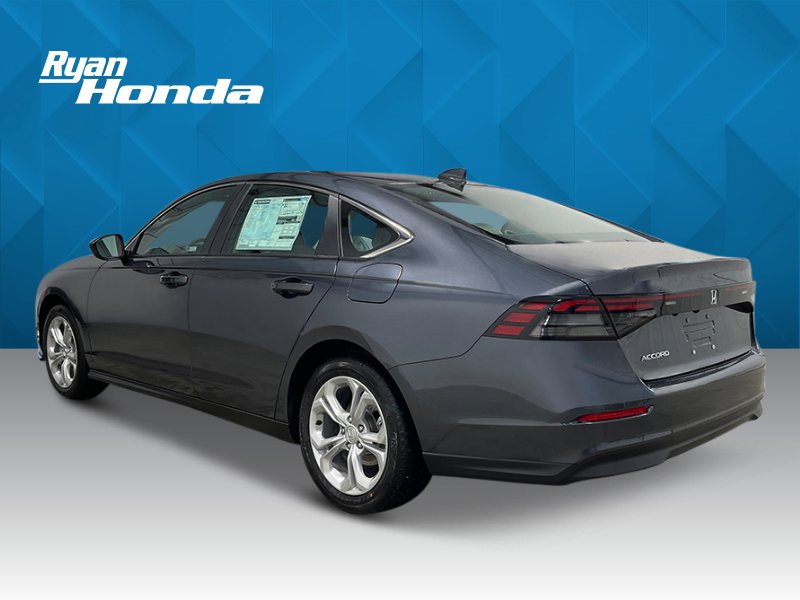 2025 Honda Accord LX photo 3