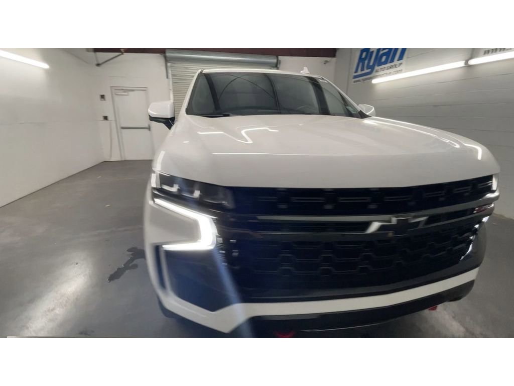 2022 Chevrolet Tahoe Z71 photo 2