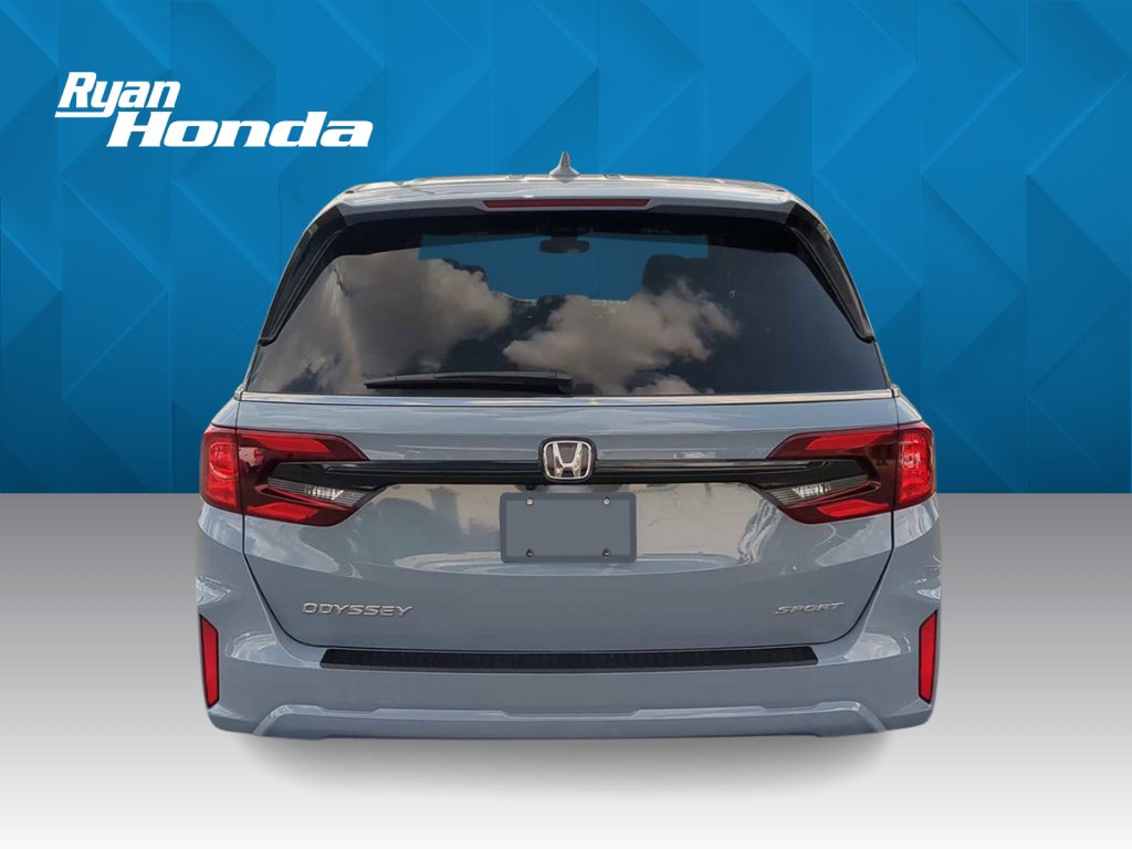 2026 Honda Odyssey photo 2