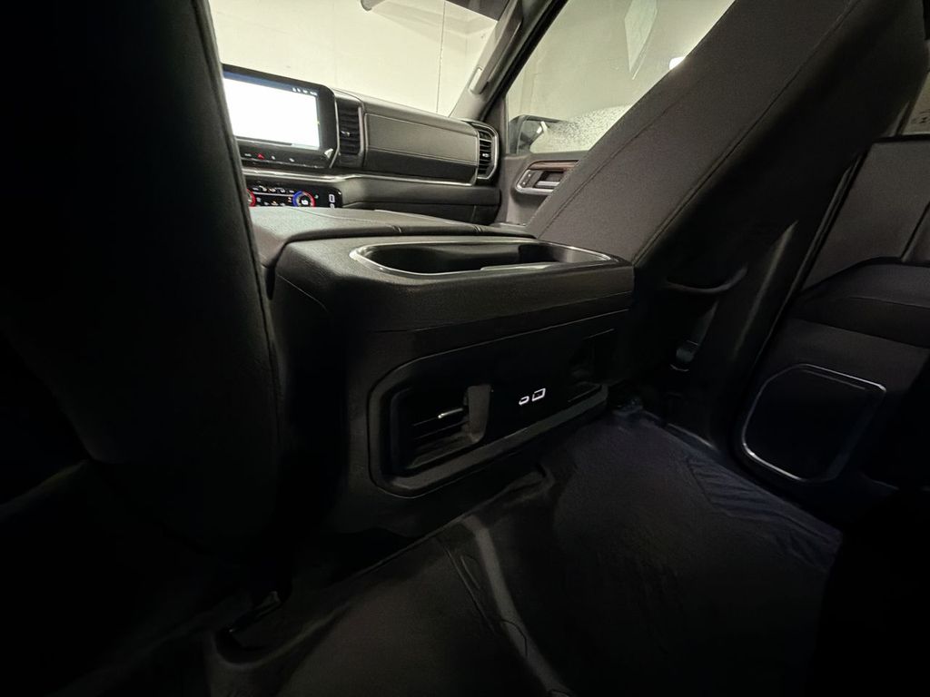 2024 Chevrolet Silverado 1500 RST - Photo 21