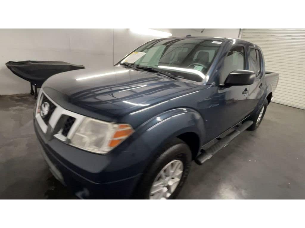Used 2015 Nissan Frontier SV Truck Crew Cab