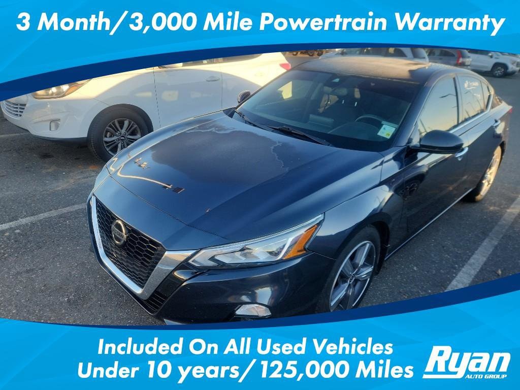 2019 Nissan Altima SL's photo