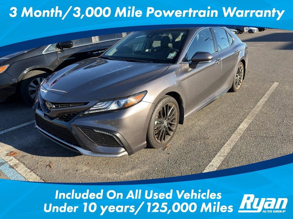 2023 Toyota Camry XSE's photo