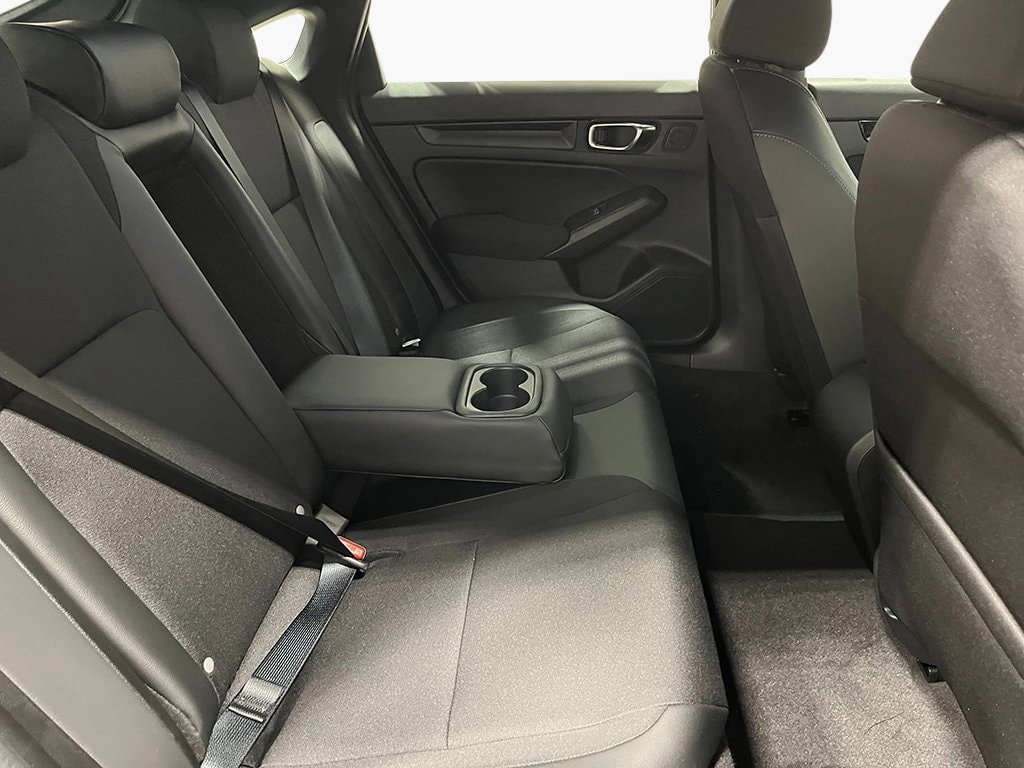 2026 Honda Civic Hatchback Sport - Photo 22