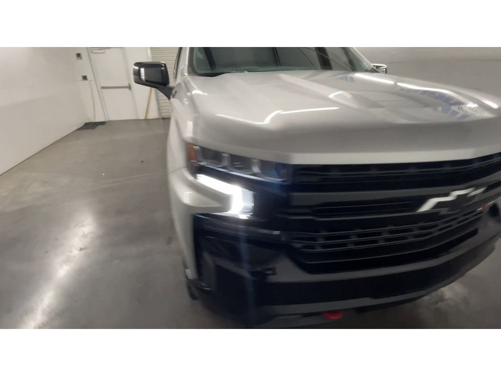 2022 Chevrolet Silverado 1500 LT Trail Boss photo 2