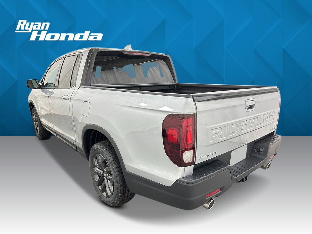 2026 Honda Ridgeline Sport photo 2