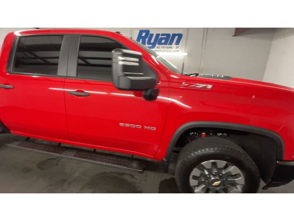 Used 2025 Chevrolet Silverado 2500 HD Custom Truck Crew Cab