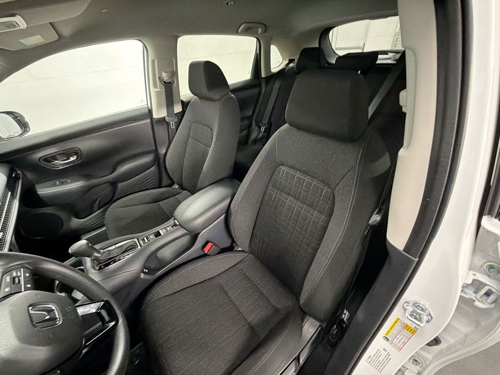 2026 Honda HR-V LX - Photo 18