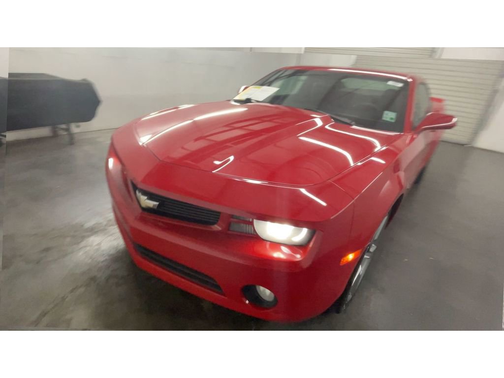 2011 Chevrolet Camaro 2LT photo 3