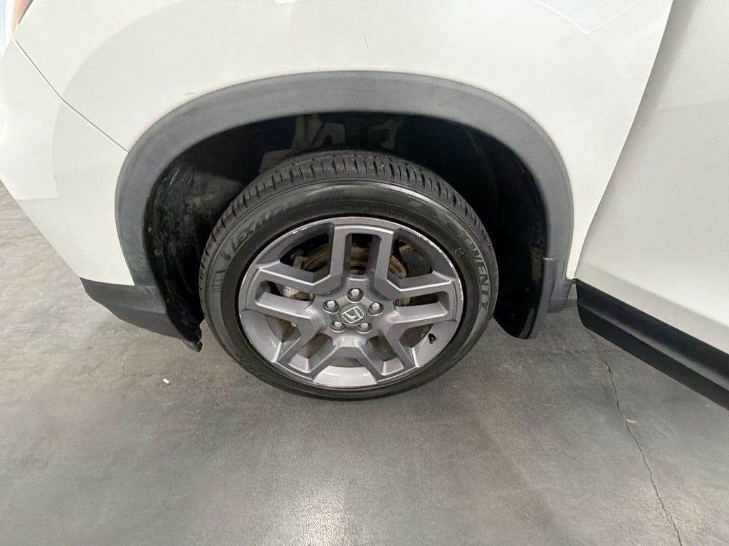 2022 Honda Passport EX-L - Photo 32