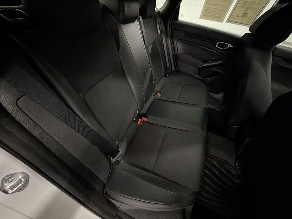 2023 Honda Civic Hatchback Sport - Photo 24