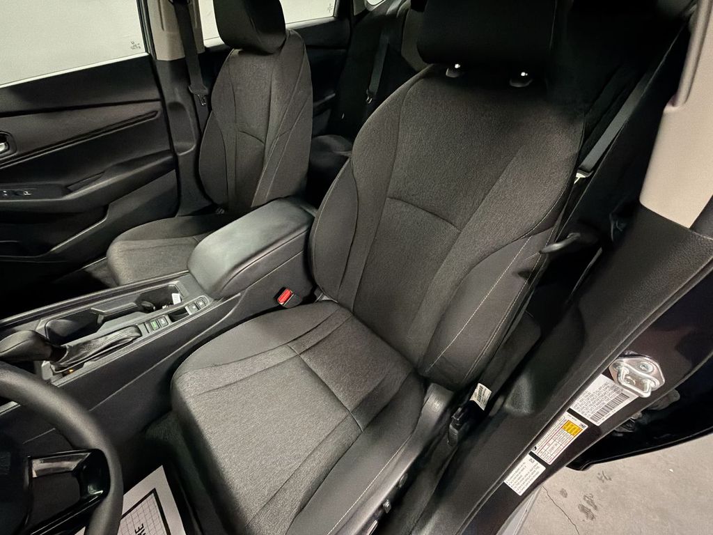 2025 Honda Accord SE - Photo 19