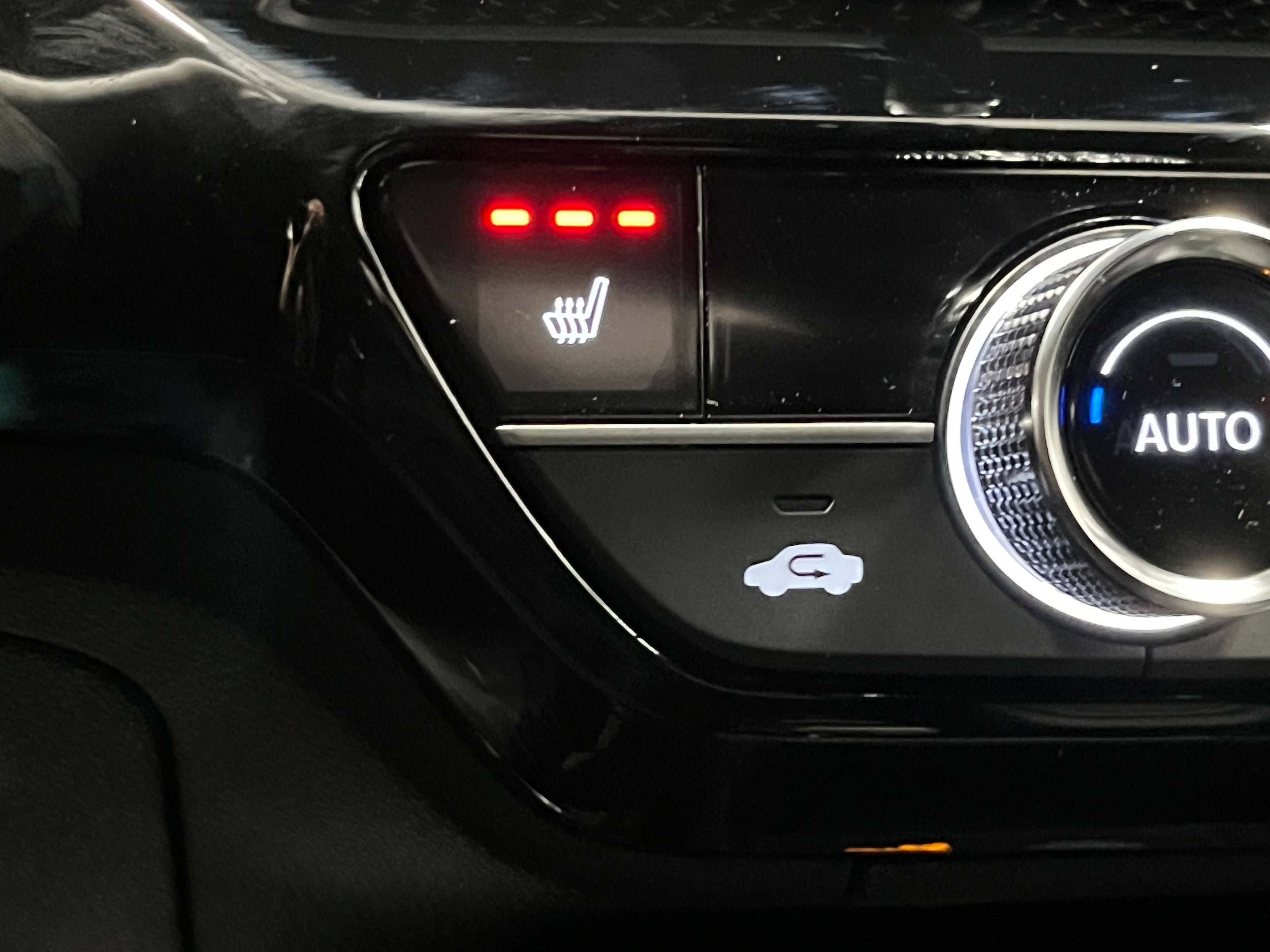 2026 Honda Civic Hatchback Sport - Photo 16