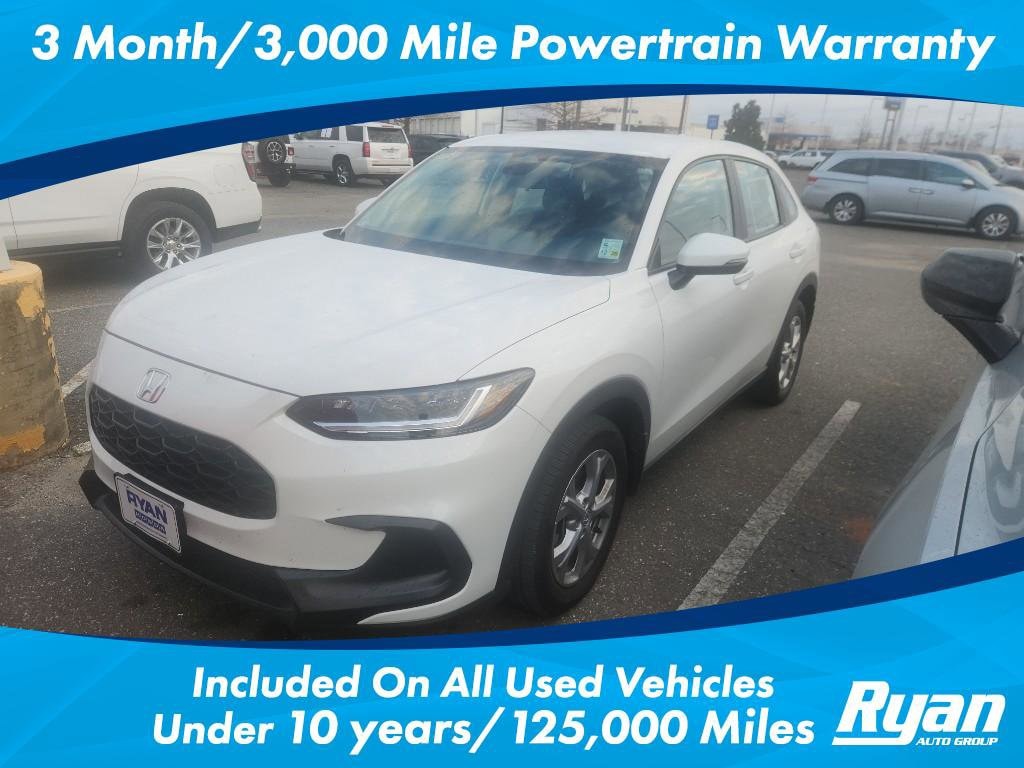 2025 Honda HR-V LX's photo