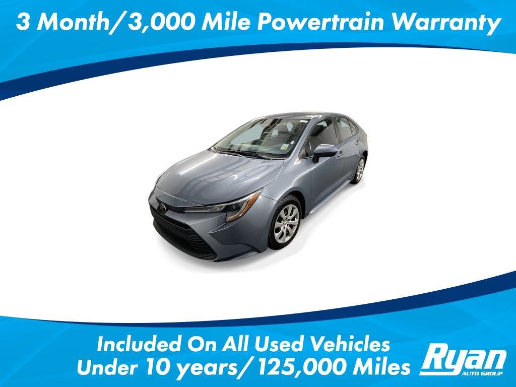 2023 Toyota Corolla LE's photo