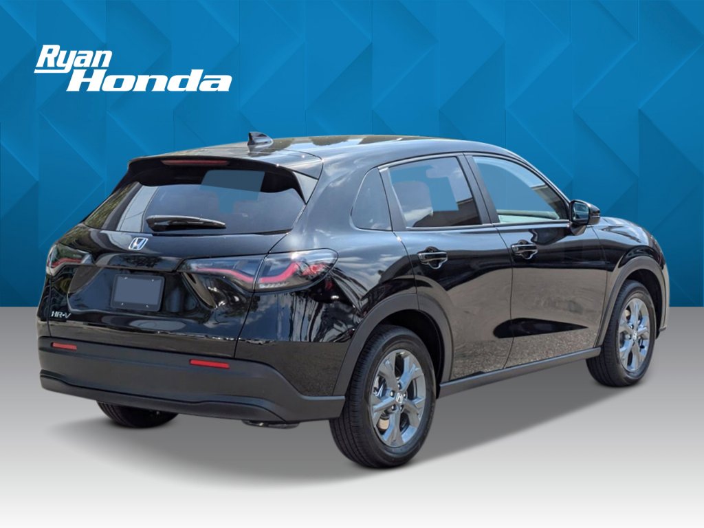 2026 Honda HR-V LX photo 4