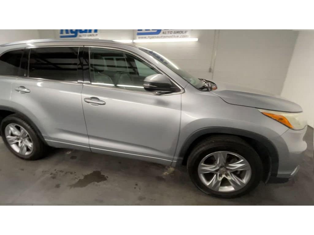 Used 2014 Toyota Highlander Limited with VIN 5TDYKRFH6ES026072 for sale in Monroe, LA