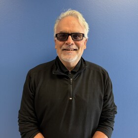 Staff member Jeff Bonds from ID_5a136c