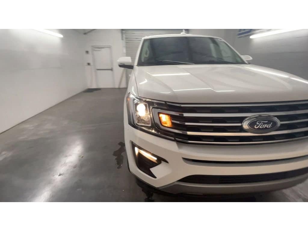 Used 2021 Ford Expedition Max XLT SUV