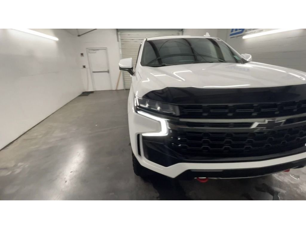 2021 Chevrolet Tahoe Z71 photo 2