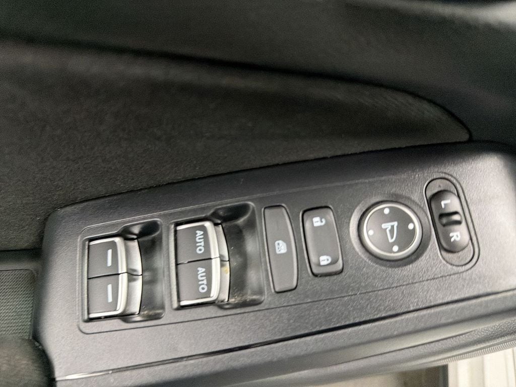 2023 Honda Civic Hatchback Sport - Photo 21