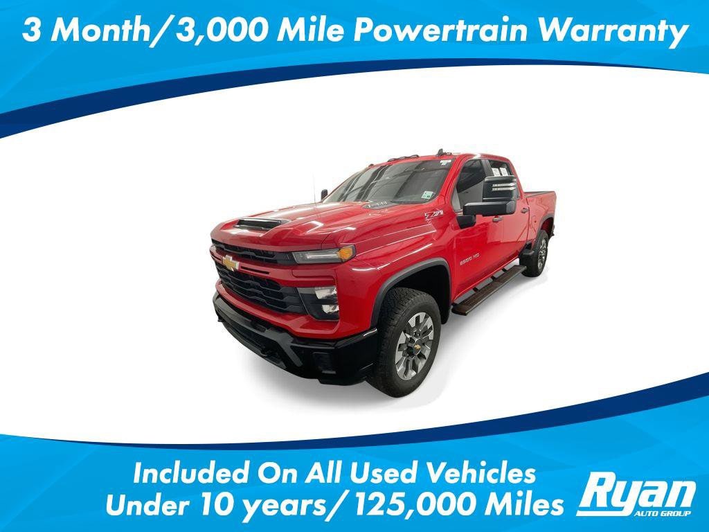 2025 Chevrolet Silverado HD Custom's photo