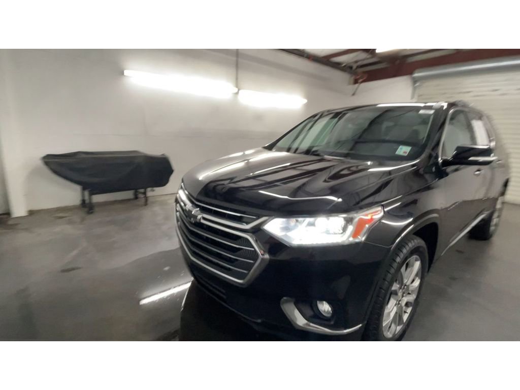 2019 Chevrolet Traverse Premier photo 3