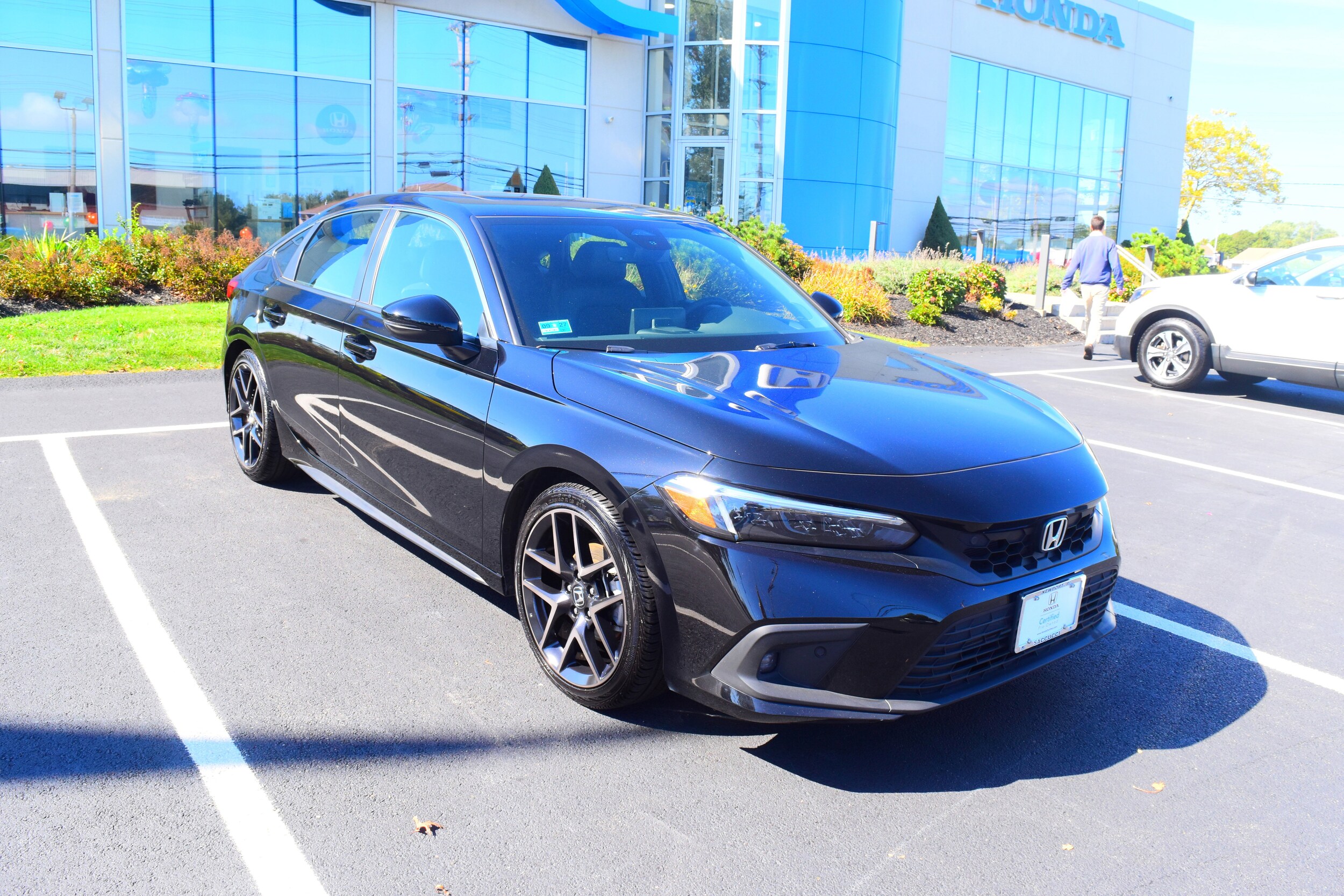2024 Honda Civic Sport Touring photo 2